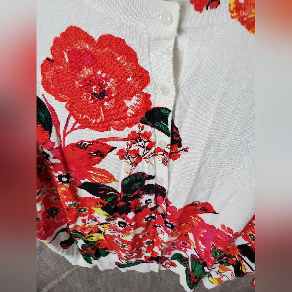 Womens XXL Cable & Gauge Floral Cardigan - White and Red
